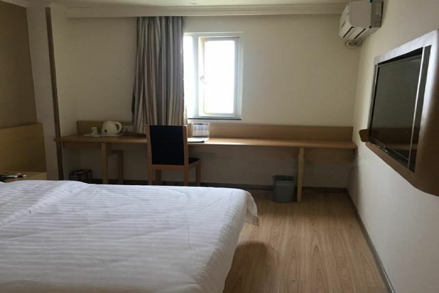 7Days Premium Nanchang Railway Station Екстер'єр фото